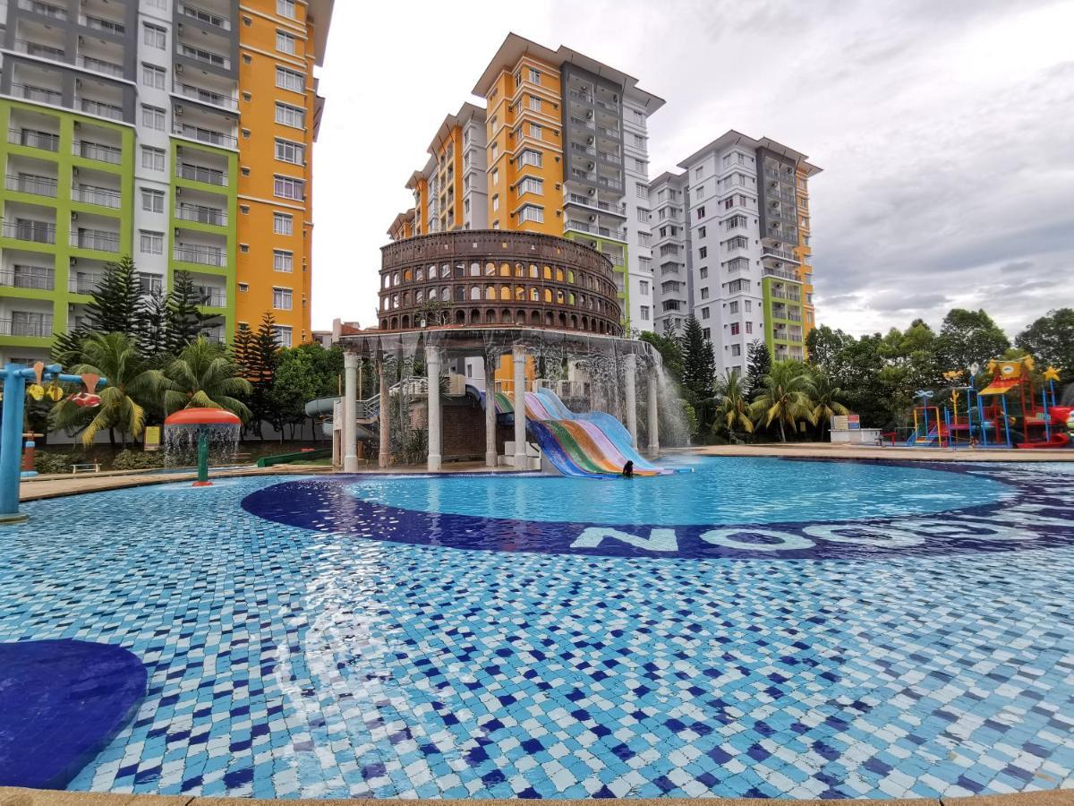 B - Lagoon Water Themepark Suite Melaka Town Exteriér fotografie